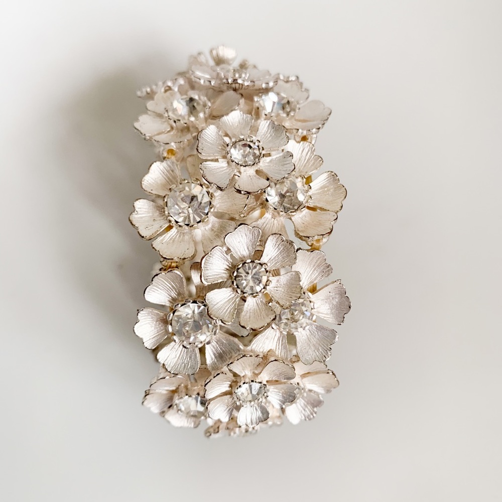 Fashion bracelet